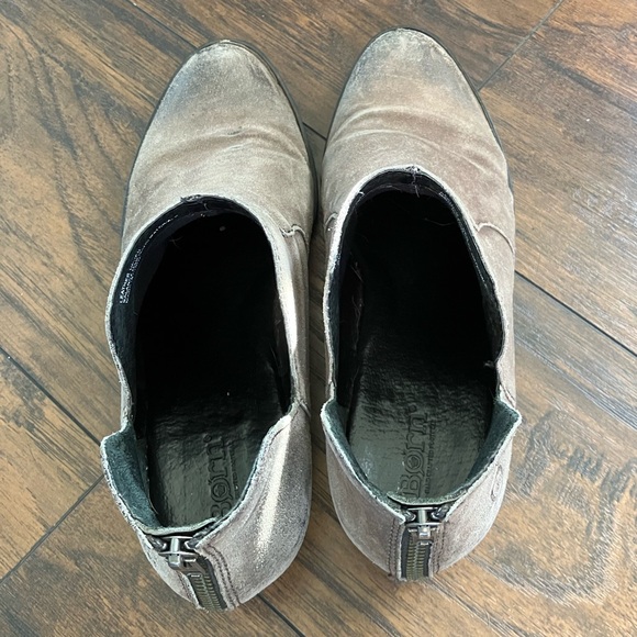 Born Kerri Bootie Distressed Gray - Picture 4 of 8